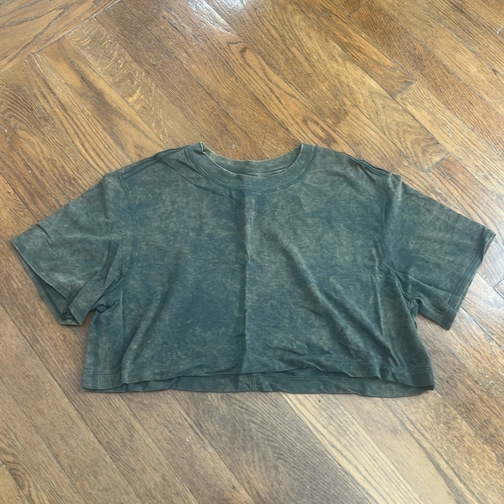 lululemon athletica Green Crop Top